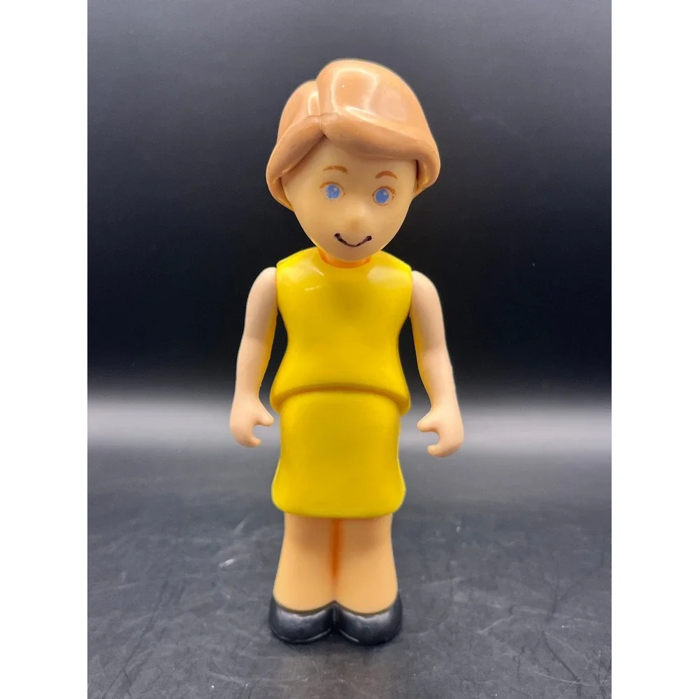 Little Tikes Loving Family Yellow Dress Mom Figure Dollhouse People
